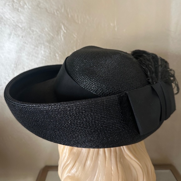 OUTSTANDING 1940s\' WIDE BRIM BLACK STRAW HAT WITH LARGE OSTRICH FEATHER main image 6